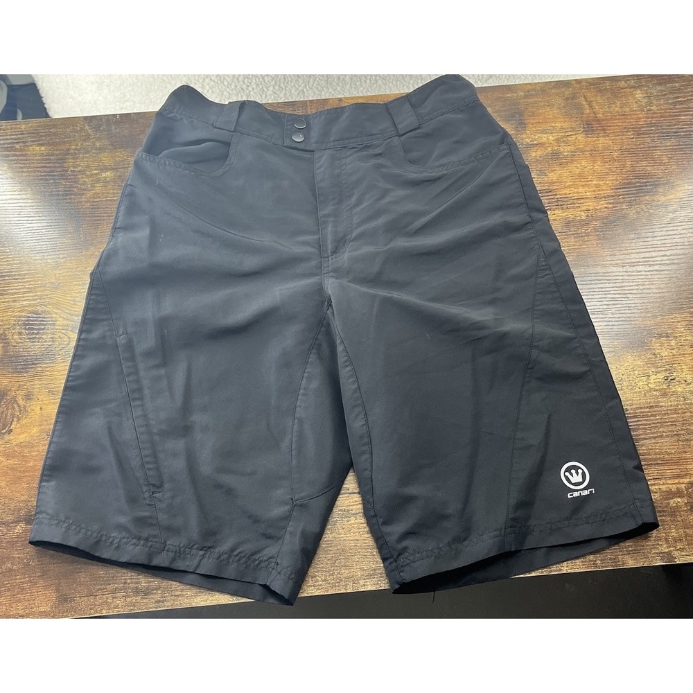 Canari Shorts Men's Black Large Cycling Athletic Non Slip Stretch Waist